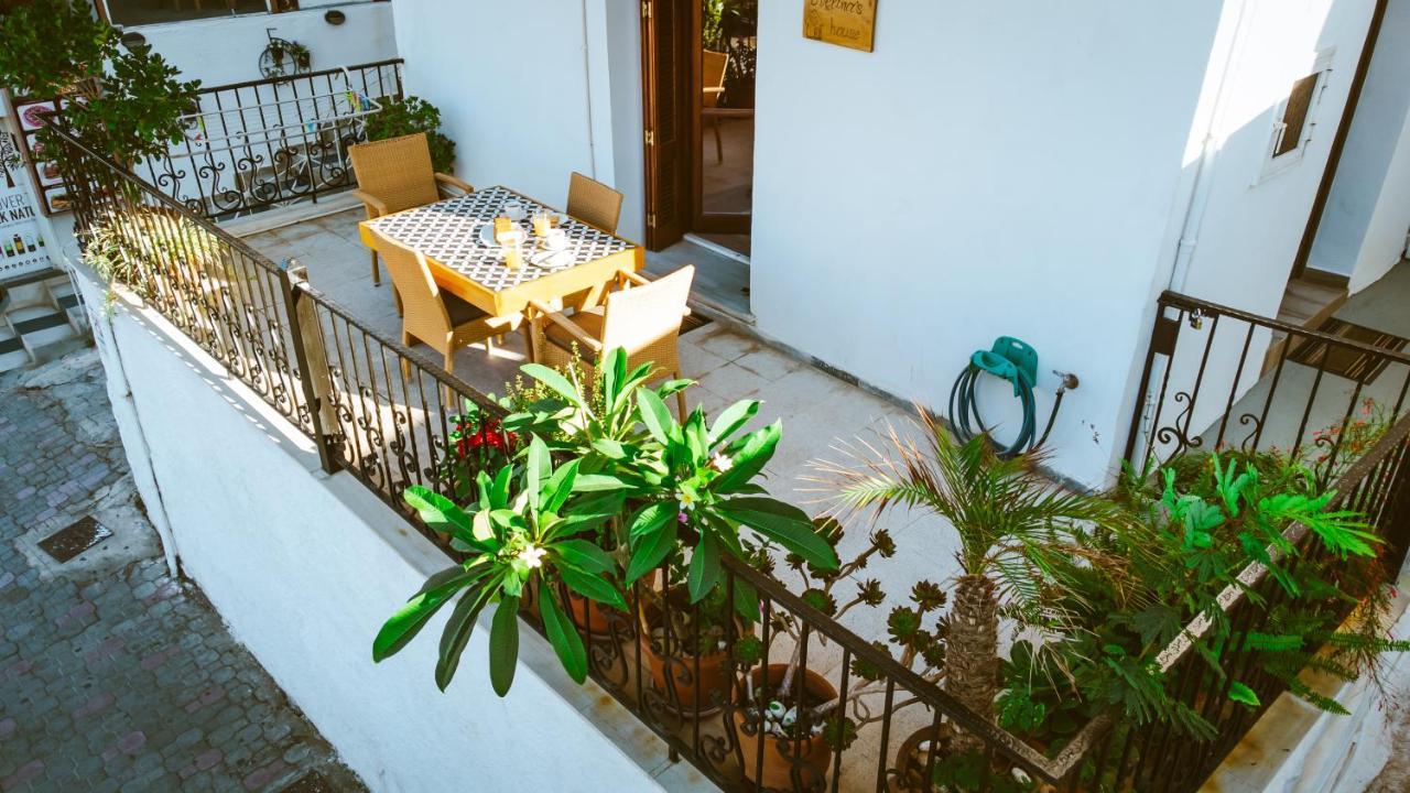 Evelinas House Platanias Apartment Platanias  Bagian luar foto